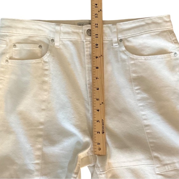 West of Melrose High Rise Patchwork Flare Jeans in Off White Ivory - Picture 13 of 16